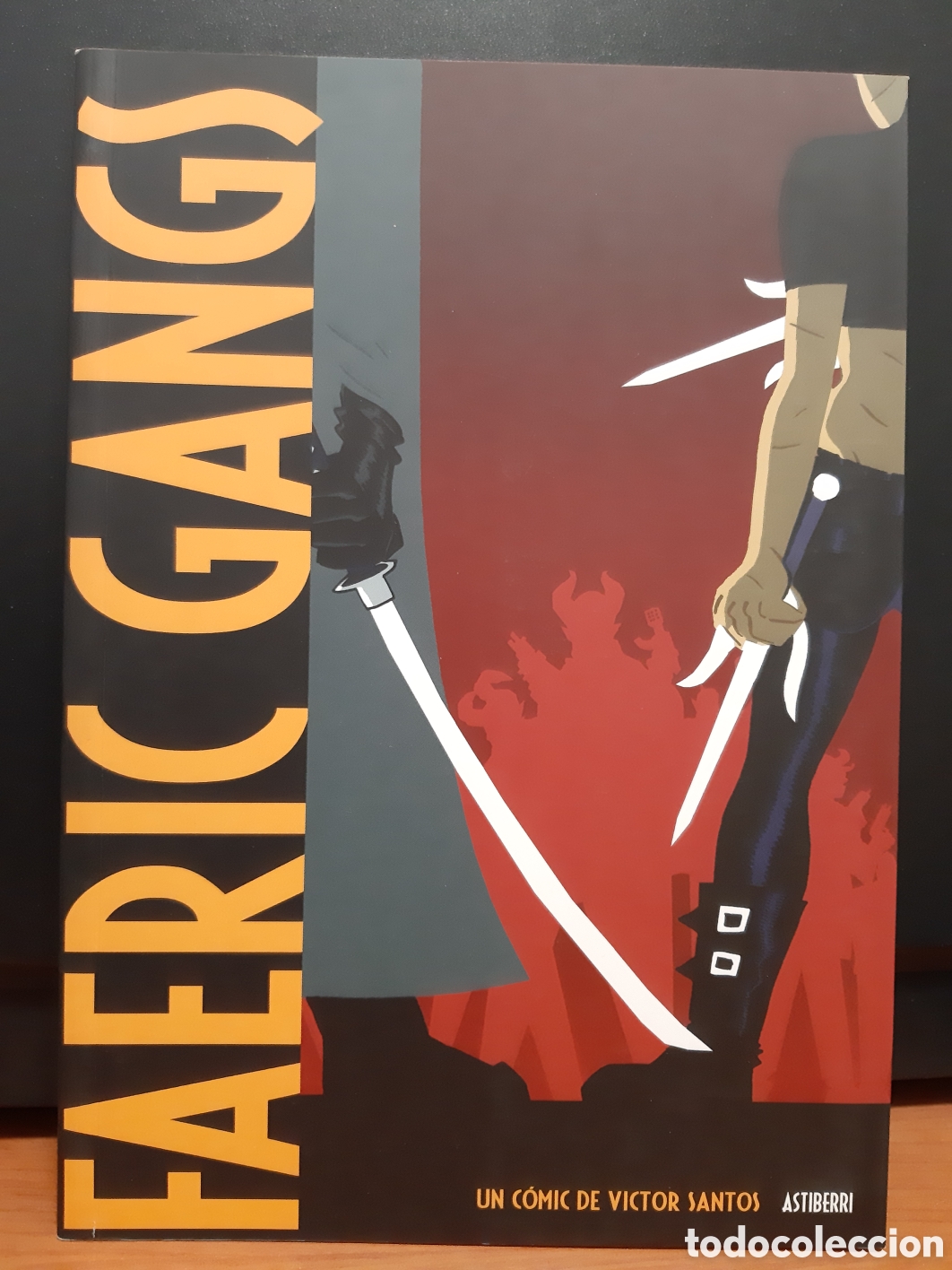 C&oacute;mics: Faeric Gangs -V&iacute;ctor Santos - Foto 1