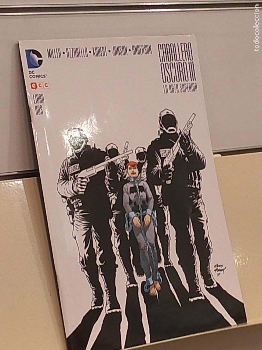 C&oacute;mics: CABALLERO OSCURO III LA RAZA SUPERIOR LIBRO DOS DC COMICS - ECC - Foto 1