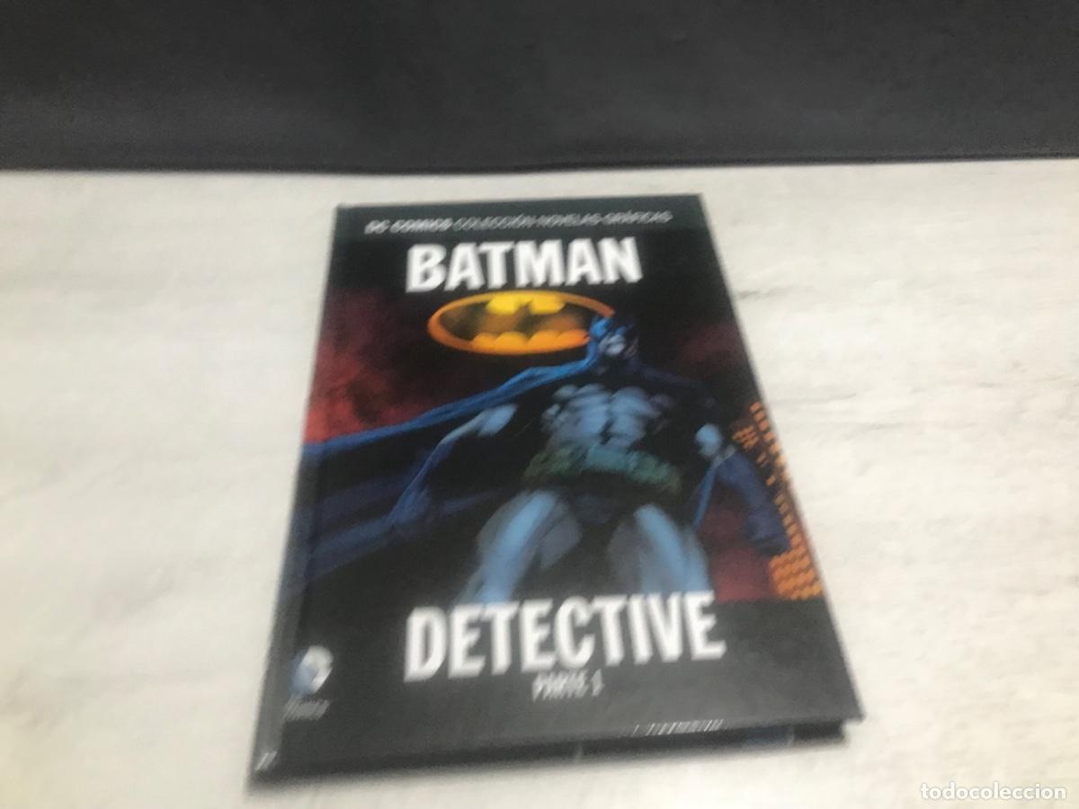 C&oacute;mics: DC C&oacute;mic colecci&oacute;n novelas gr&aacute;ficas Batman Detective parte 1 y 2 - Foto 3