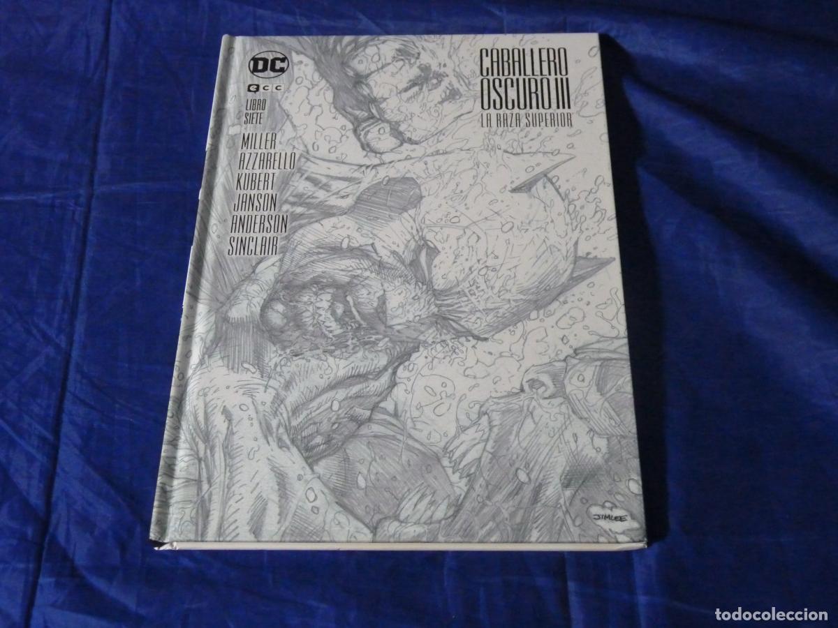 C&oacute;mics: Batman Caballero Oscuro III Libro siete - Foto 1
