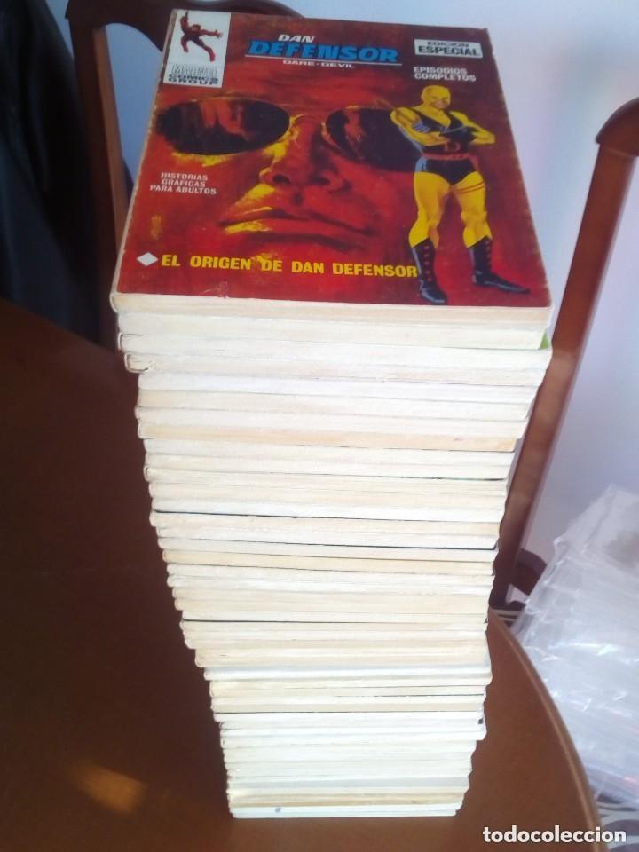 C&oacute;mics: DAN DEFENSOR VOL 1 VERTICE COMPLETA - Foto 1