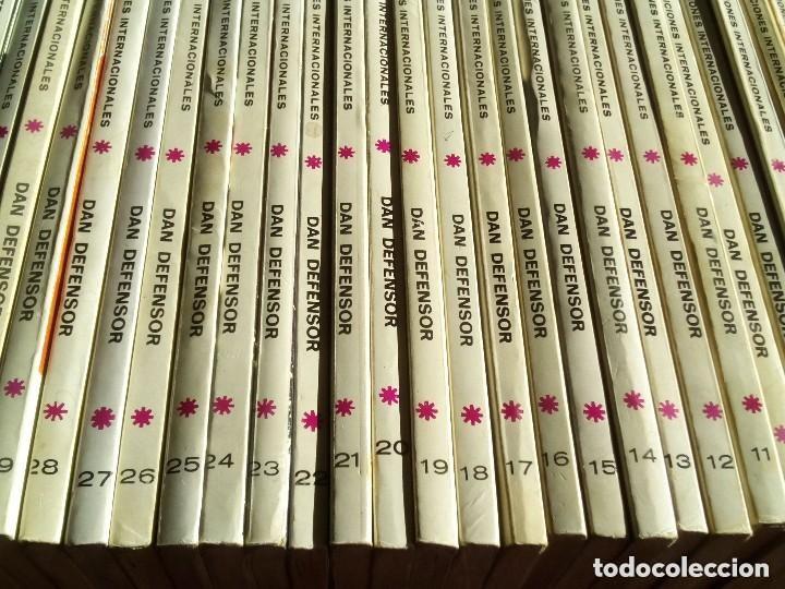 C&oacute;mics: DAN DEFENSOR VOL 1 VERTICE COMPLETA - Foto 6