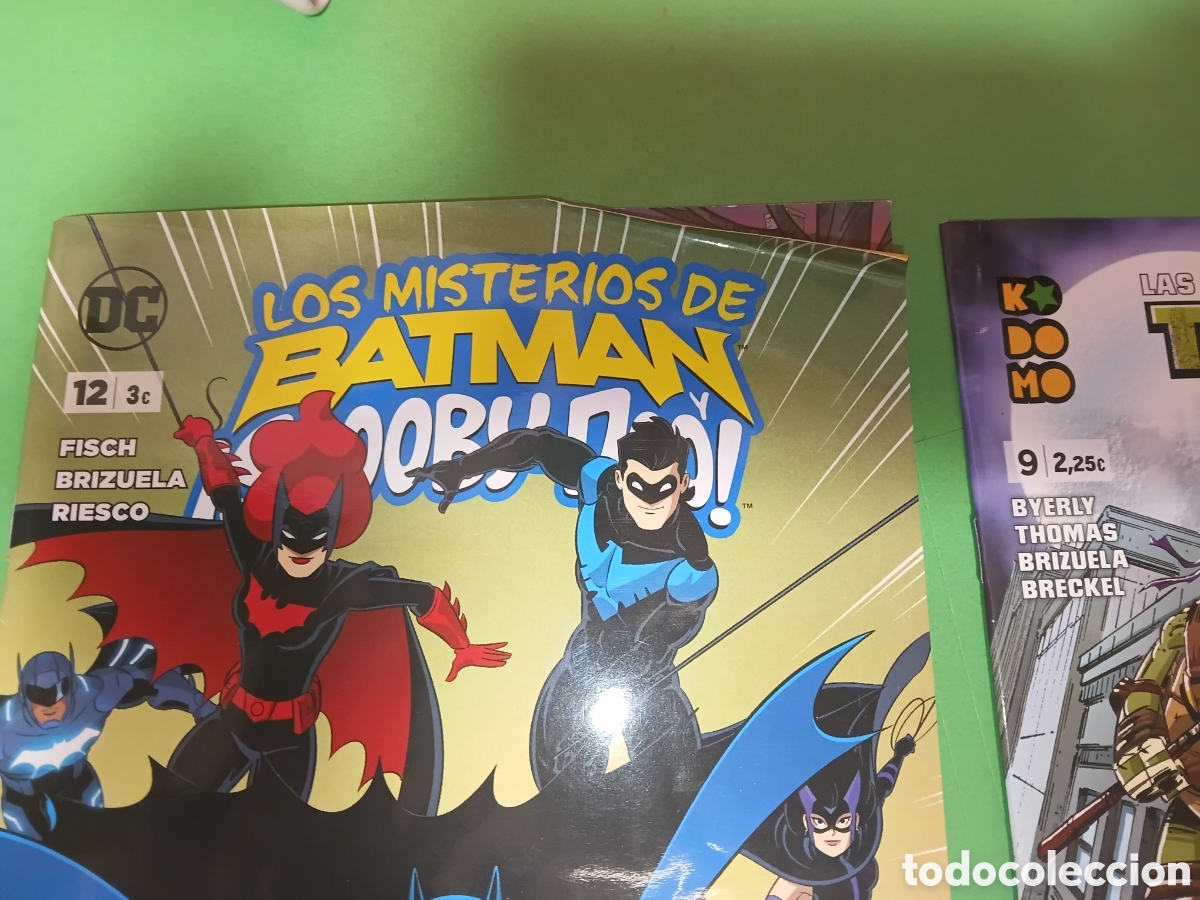 C&oacute;mics: Dos n&uacute;meros de Batman y Tortugas Ninja - Foto 2