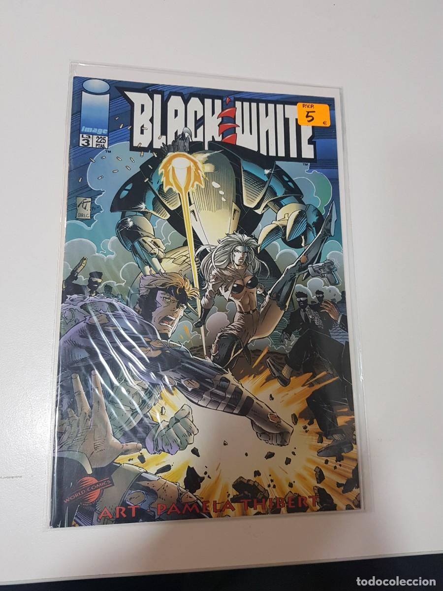 C&oacute;mics: COMIC BLACK WHITE WORLD COMICS N&ordm; L3 3 - Foto 1