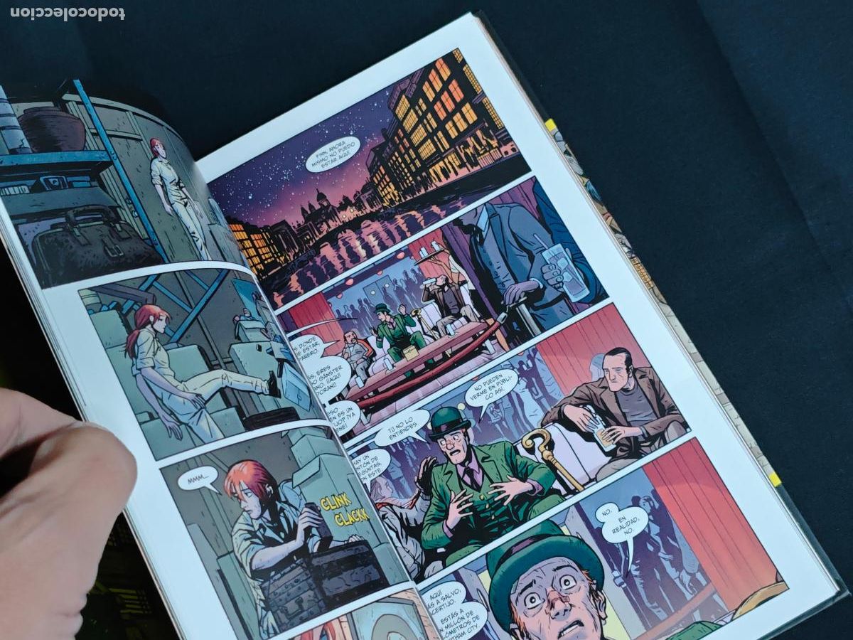 C&oacute;mics: UNIVERSO BATMAN - BRIAN MICHAEL BENDIS - ECC - Foto 9