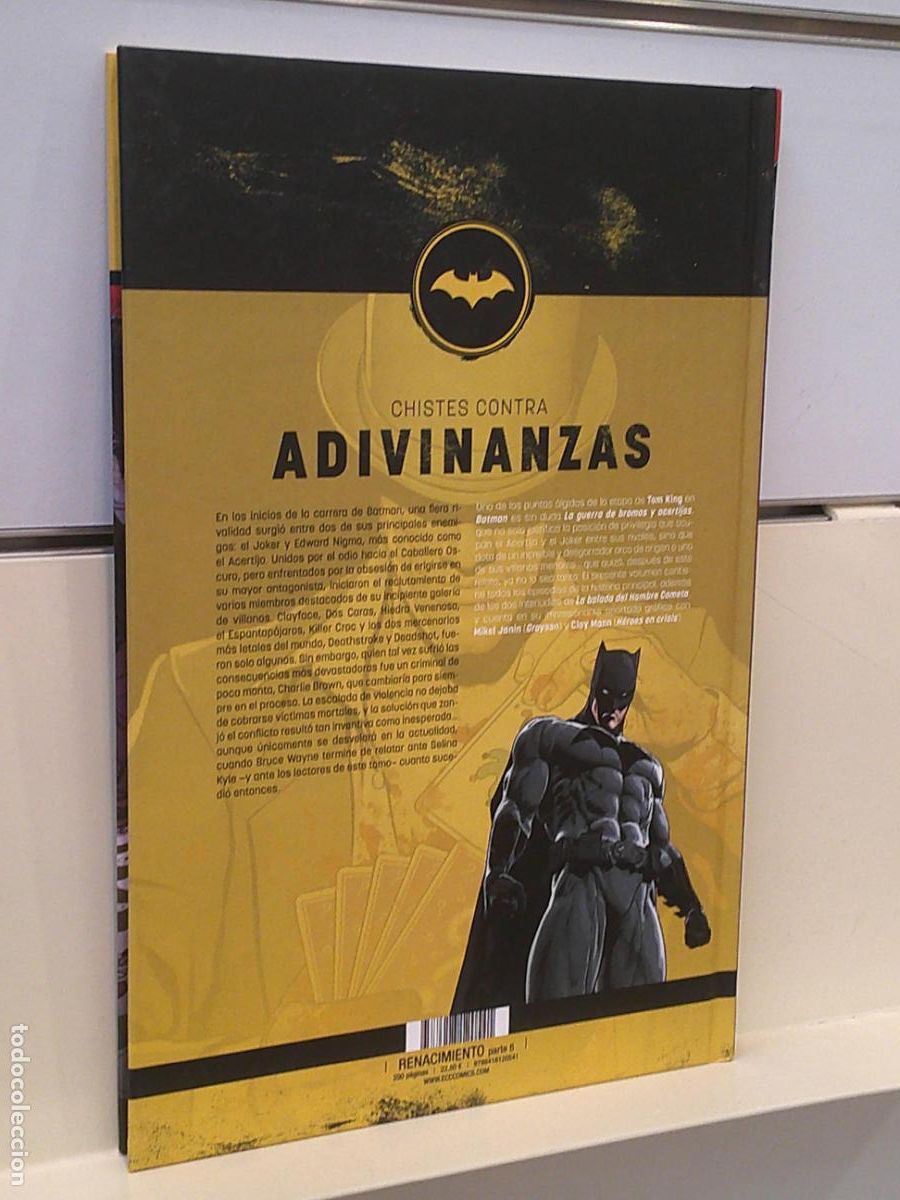 C&oacute;mics: BATMAN LA GUERRA DE BROMAS Y ACERTIJOS - ECC OFERTA - Foto 2