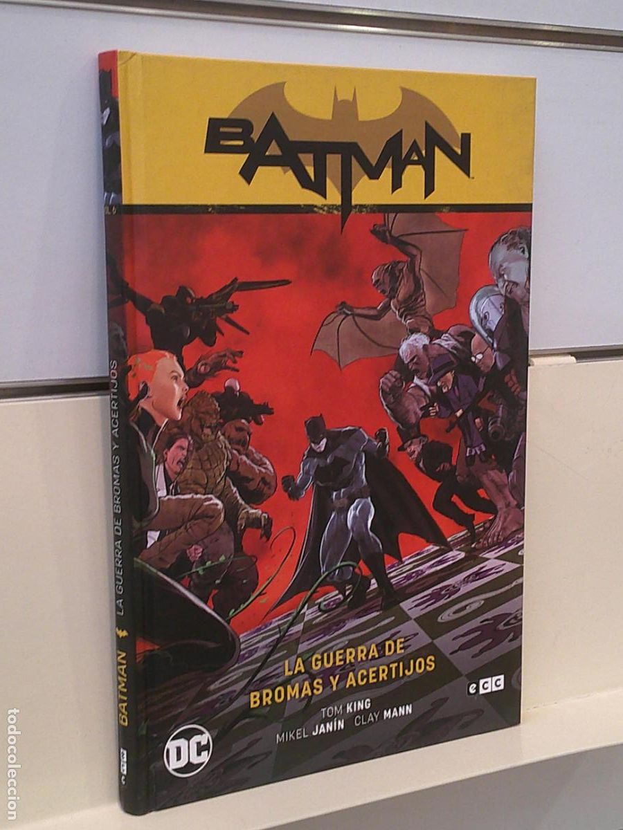C&oacute;mics: BATMAN LA GUERRA DE BROMAS Y ACERTIJOS - ECC OFERTA - Foto 1
