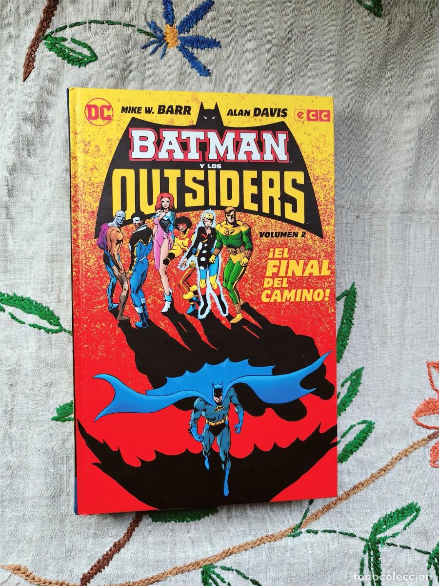 C&oacute;mics: Batman y los Outsiders. Volumen 2. Mike W. Barr. ECC. DC Comics. Edici&oacute;n en tapa dura. - Foto 1