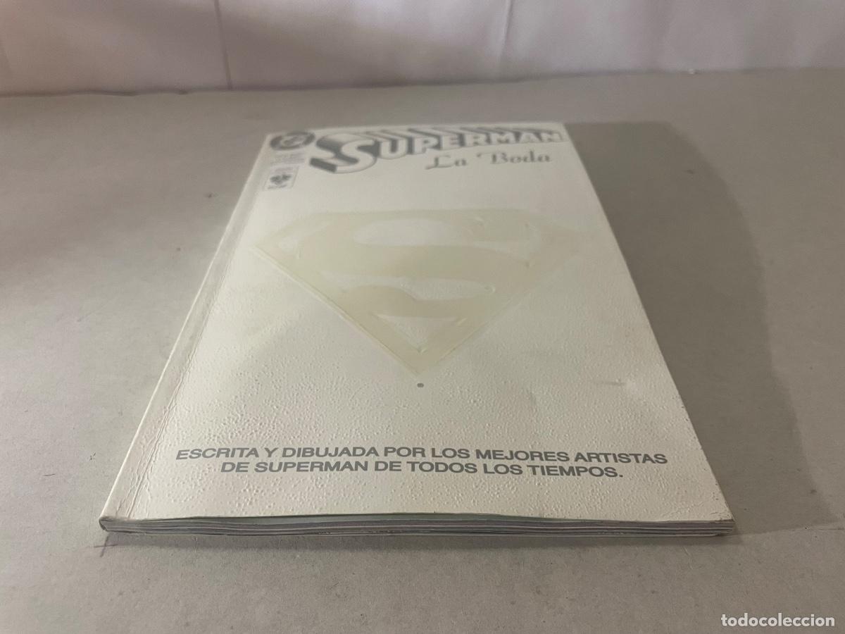 C&oacute;mics: Lote de 2 c&oacute;mics Superman - Foto 26