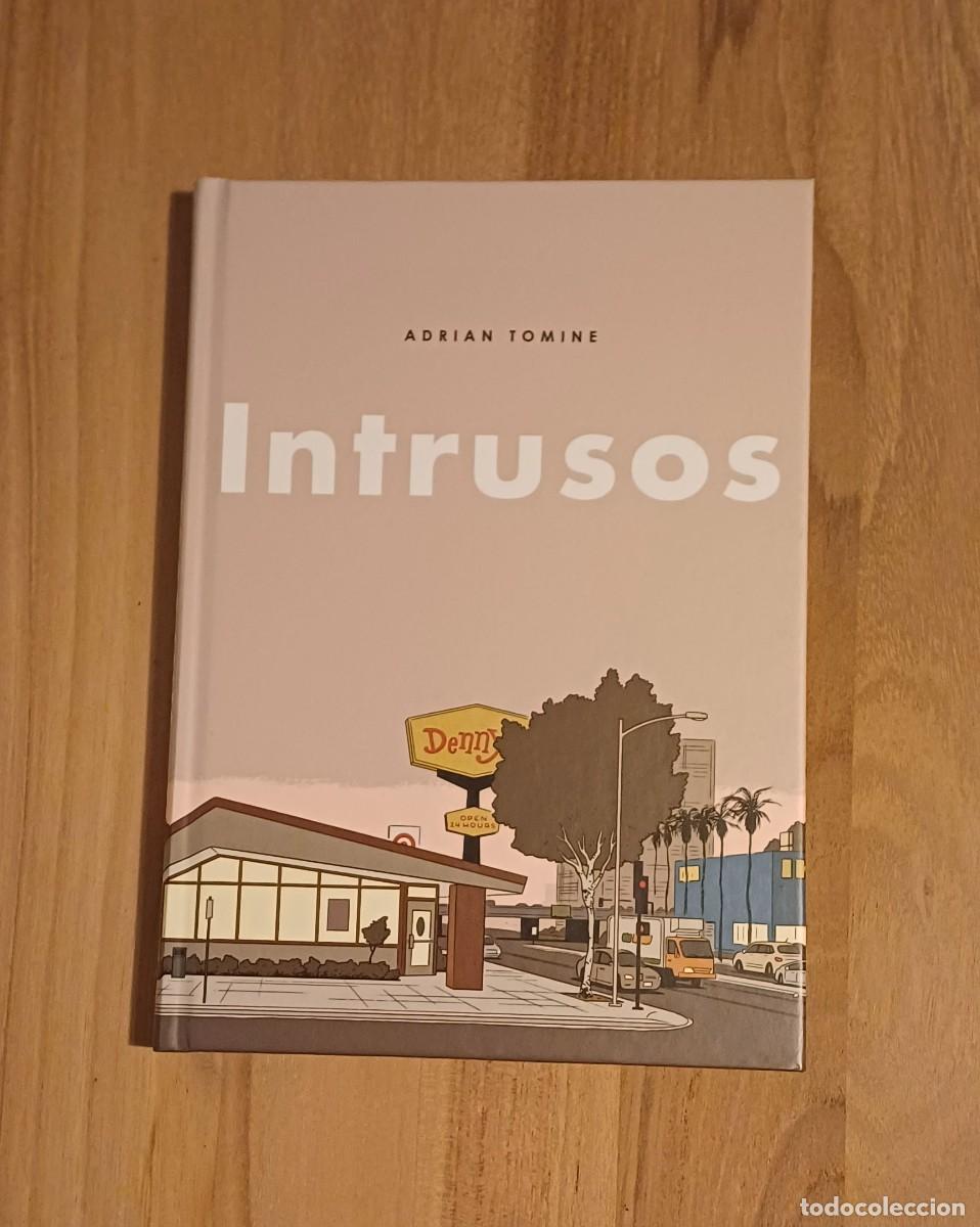 C&oacute;mics: INTRUSOS (ADRIAN TOMINE) - Foto 1