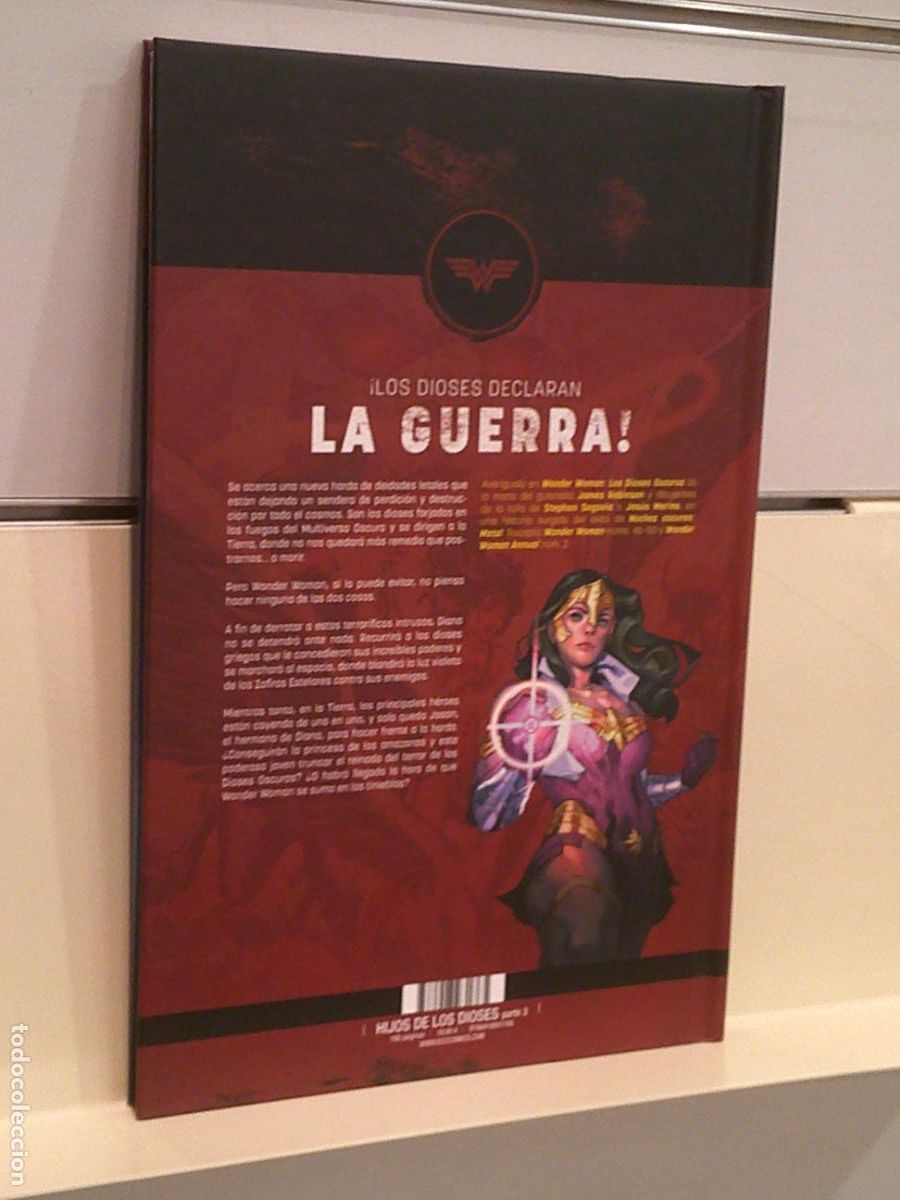 C&oacute;mics: WONDER WOMAN LOS DIOSES OSCUROS - ECC OFERTA - Foto 2