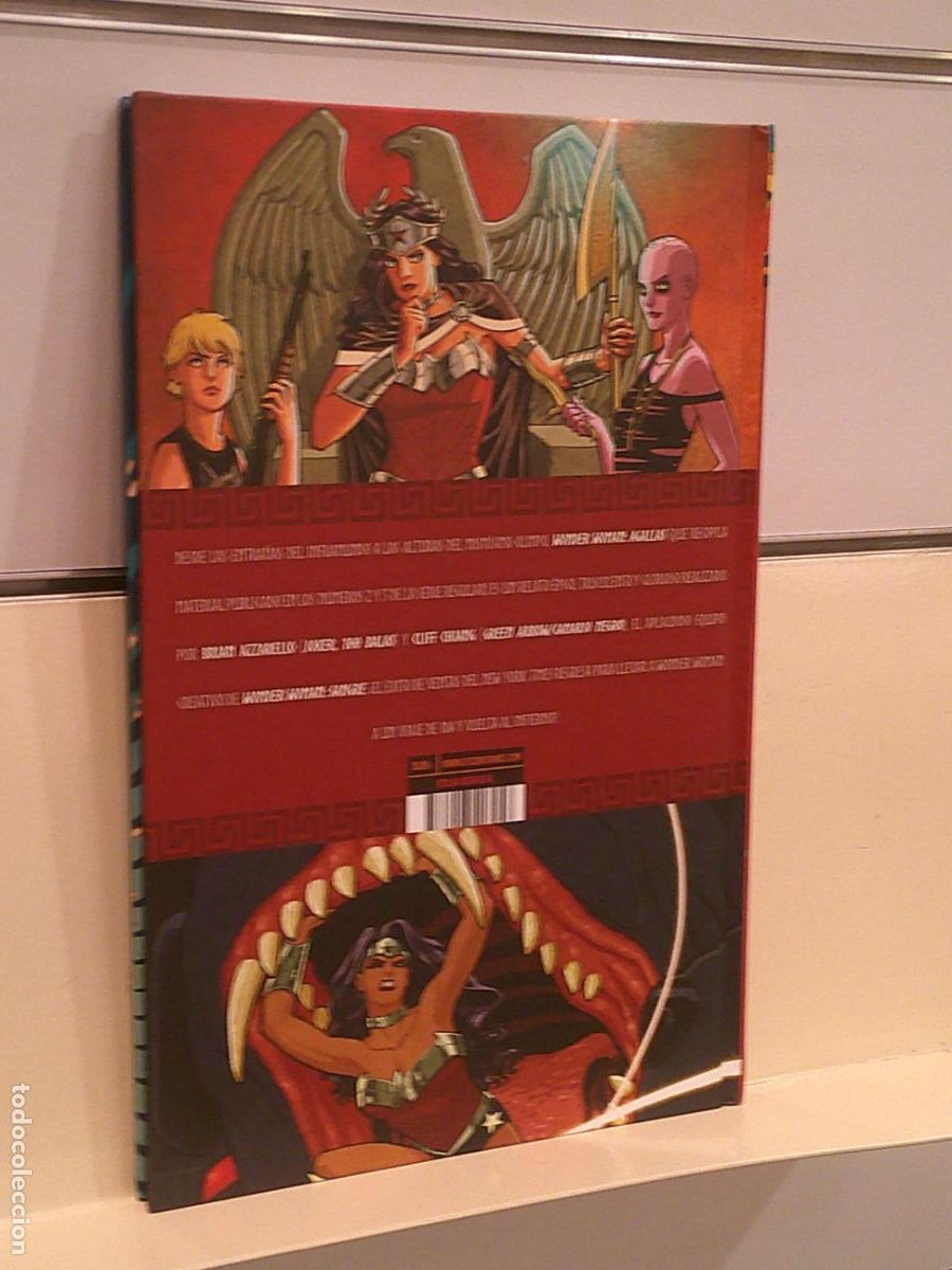 C&oacute;mics: WONDER WOMAN AGALLAS - ECC OFERTA - Foto 2