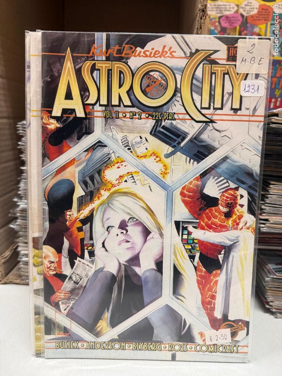 C&oacute;mics: ASTRO CITY NUMERO 2 BUEN ESTADO - Foto 1