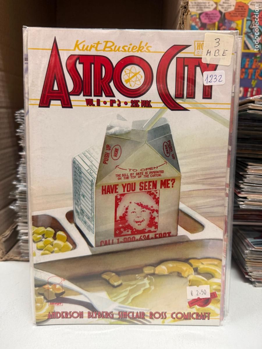 C&oacute;mics: ASTRO CITY NUMERO 3 BUEN ESTADO - Foto 1