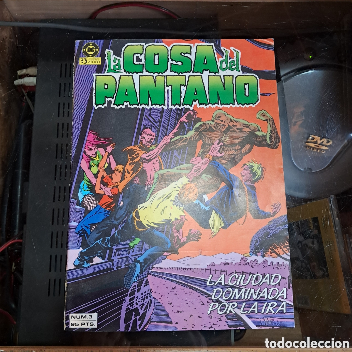 C&oacute;mics: La cosa del pantano, n&uacute;mero 3, Editorial Zinco, DC - Foto 1