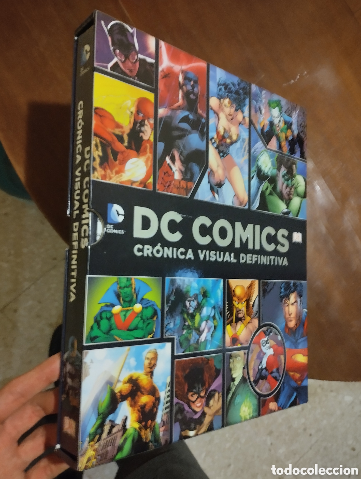 C&oacute;mics: DC comics : Cr&oacute;nica visual definitiva - Foto 1
