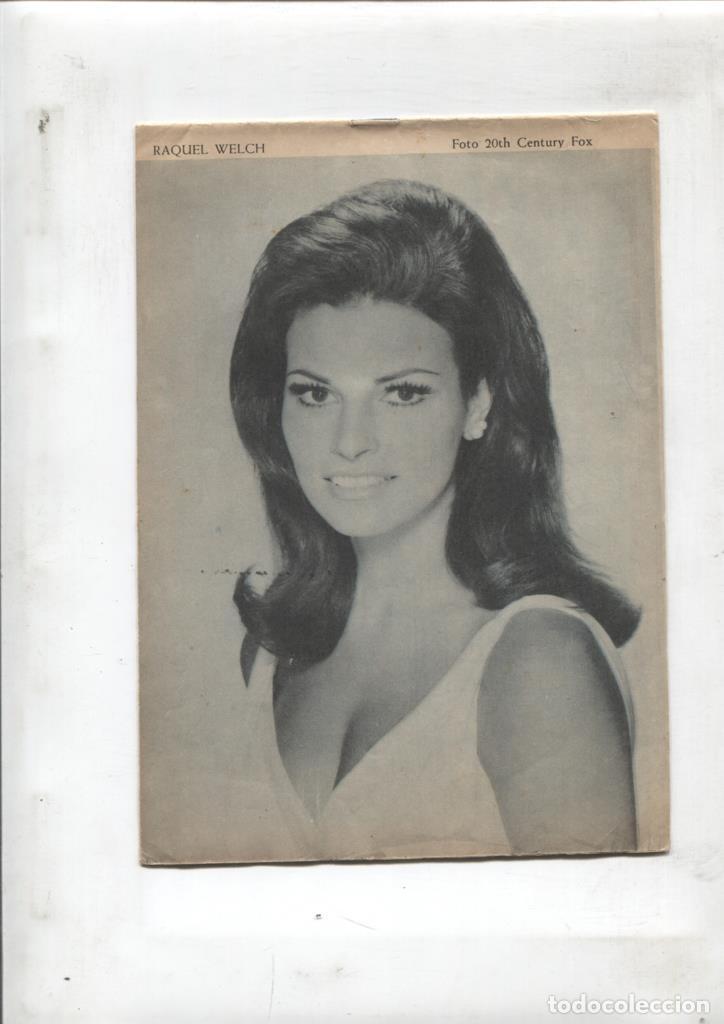 C&oacute;mics: Mary Noticias numero 208: trasera foto de Raquel Welch - Roy Mark-Carmen barbara