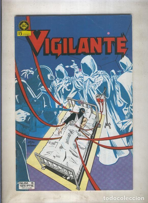 Comics : Vigilante numero 05: Recuerdos - Varios