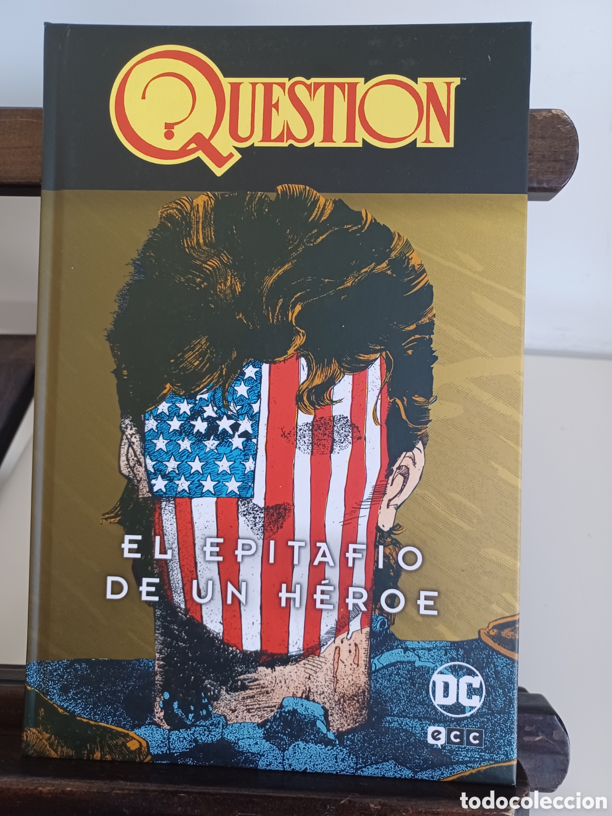 C&oacute;mics: Question. Vol. 2. El epitafio de un h&eacute;roe/ DC Legends/ ECC, 2022/ A ESTRENAR - Foto 1