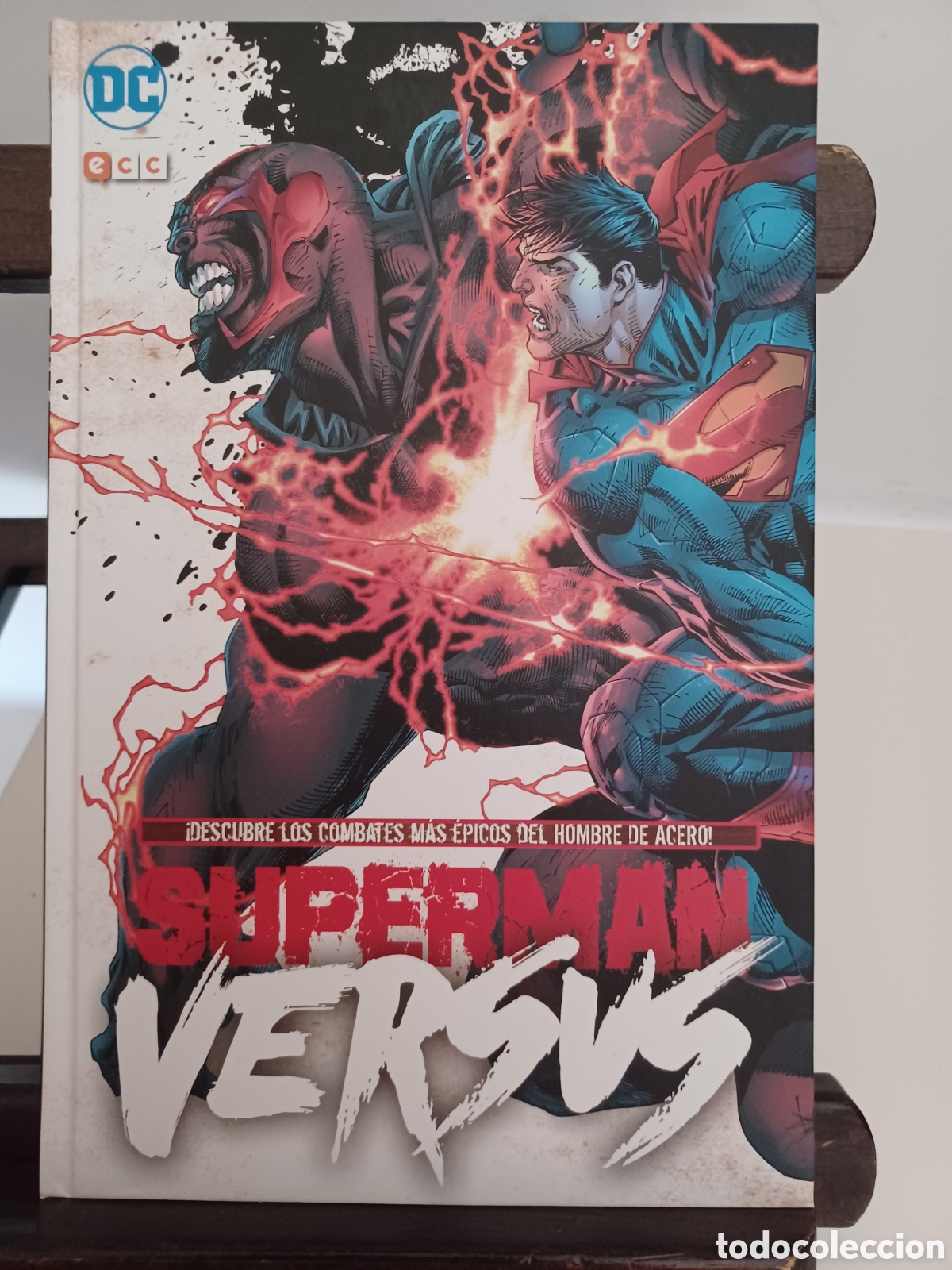 C&oacute;mics: Superman. Versus/ DC ECC, 2018/ NUEVO A ESTRENAR - Foto 1