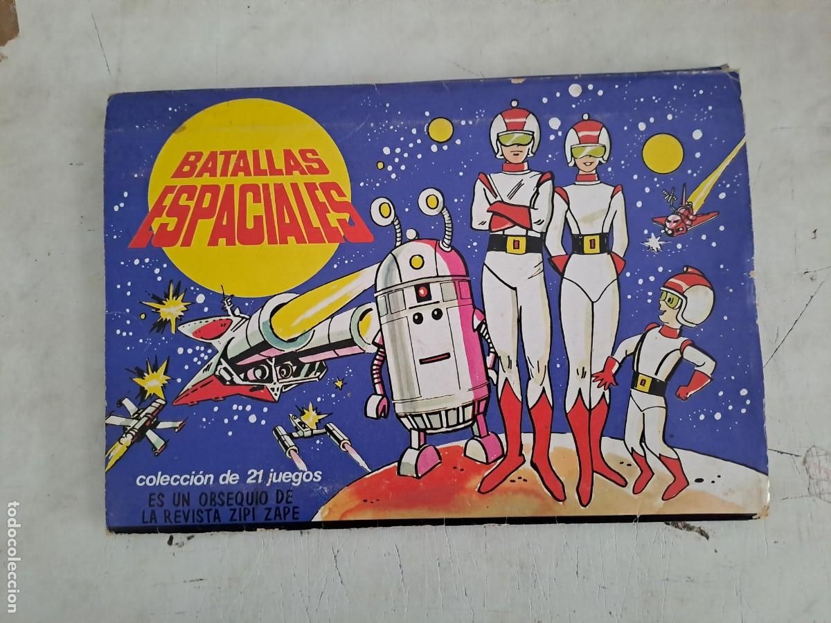 C&oacute;mics: Carpeta de juegos de los Super h&eacute;roes, batallas espaciales con 11 juegos