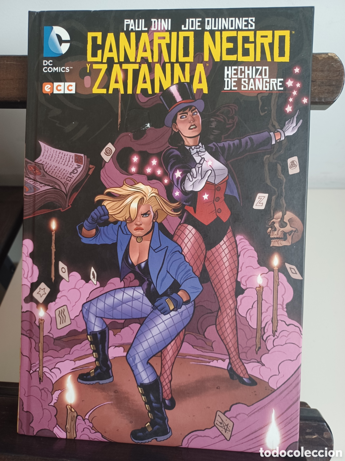 C&oacute;mics: Canario negro y Zatanna. Hechizo de sangre/ DC ECC/ NUEVO A ESTRENAR