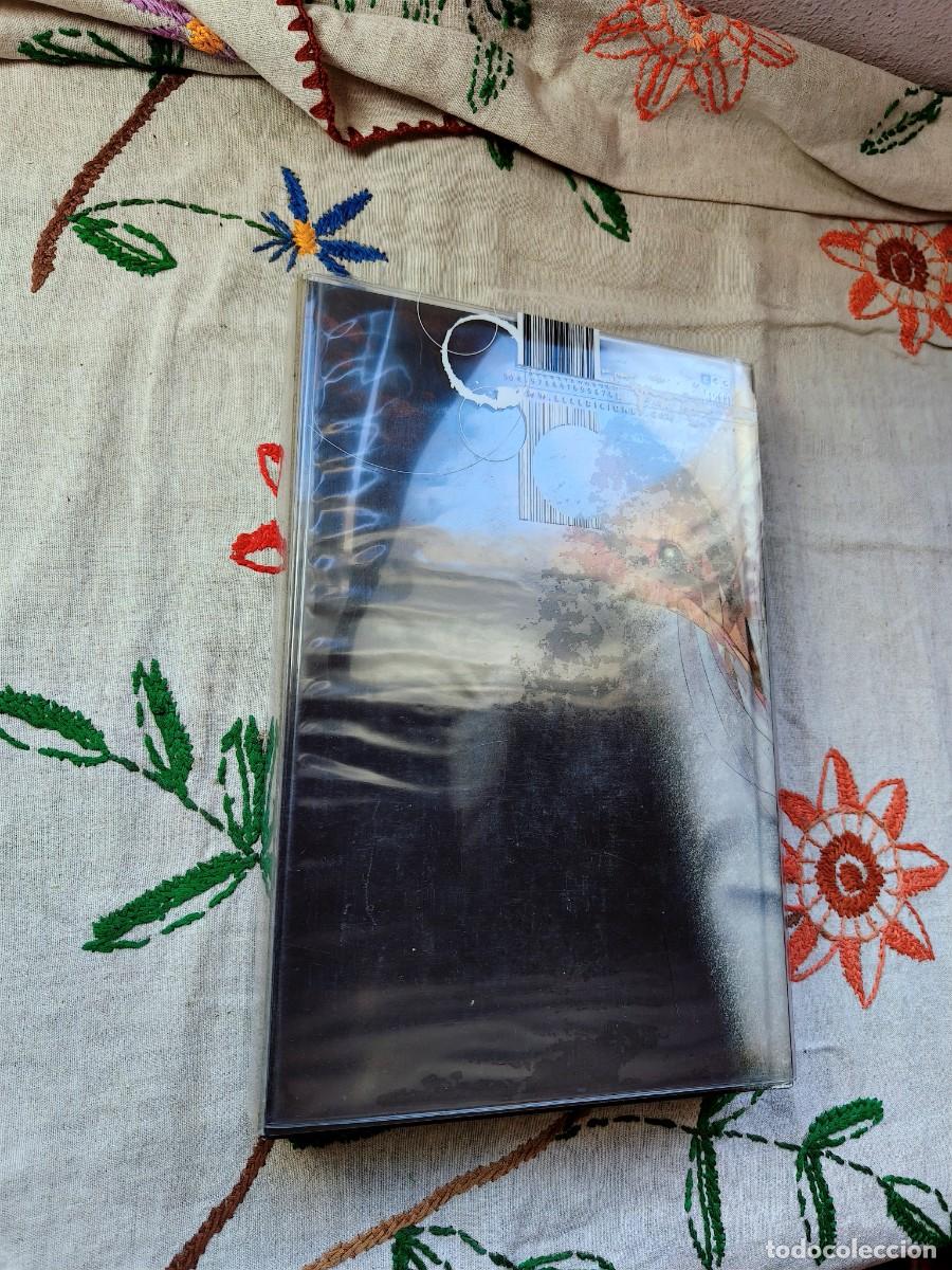 C&oacute;mics: C&oacute;mic Sandman, Tomo 1. Deluxe con funda de arena. Neil Gaiman. V&eacute;rtigo, ECC. - Foto 3