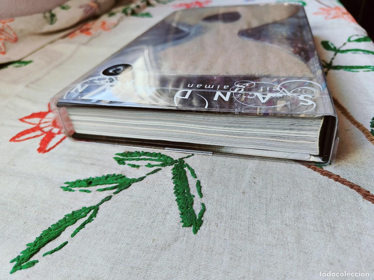 C&oacute;mics: C&oacute;mic Sandman, Tomo 1. Deluxe con funda de arena. Neil Gaiman. V&eacute;rtigo, ECC. - Foto 6