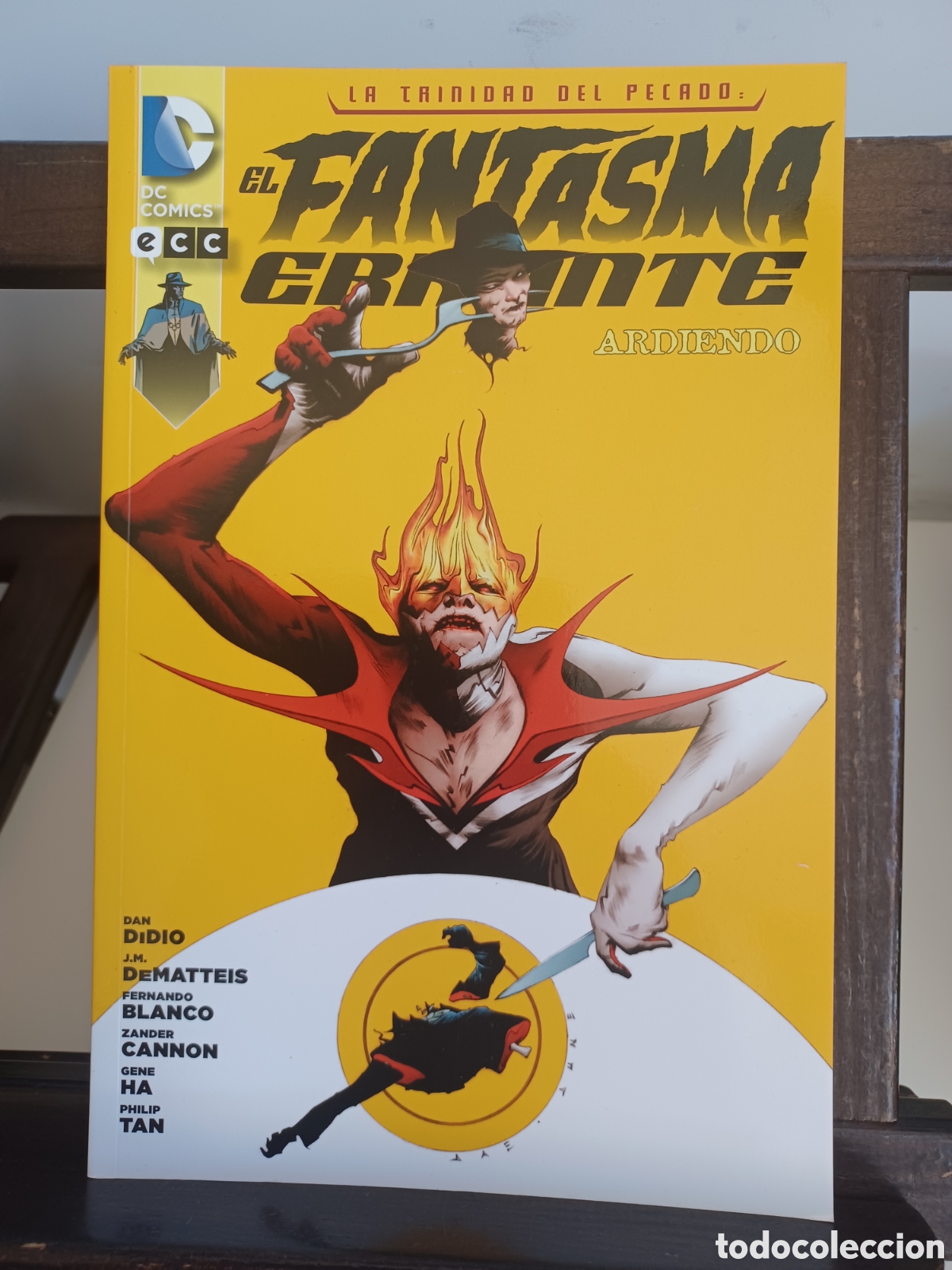 C&oacute;mics: El fantasma errante. Ardiendo. La Trinidad del pecado/ DC ECC/ Descatalogado/ A ESTRENAR