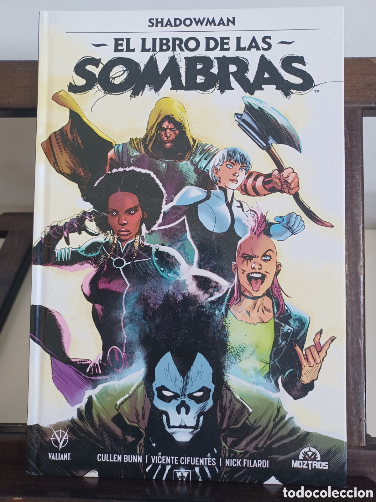 C&oacute;mics: Shadowman. El libro de las sombras/ Moztros Alien Book/ Tomo &uacute;nico/ NUEVO A ESTRENAR