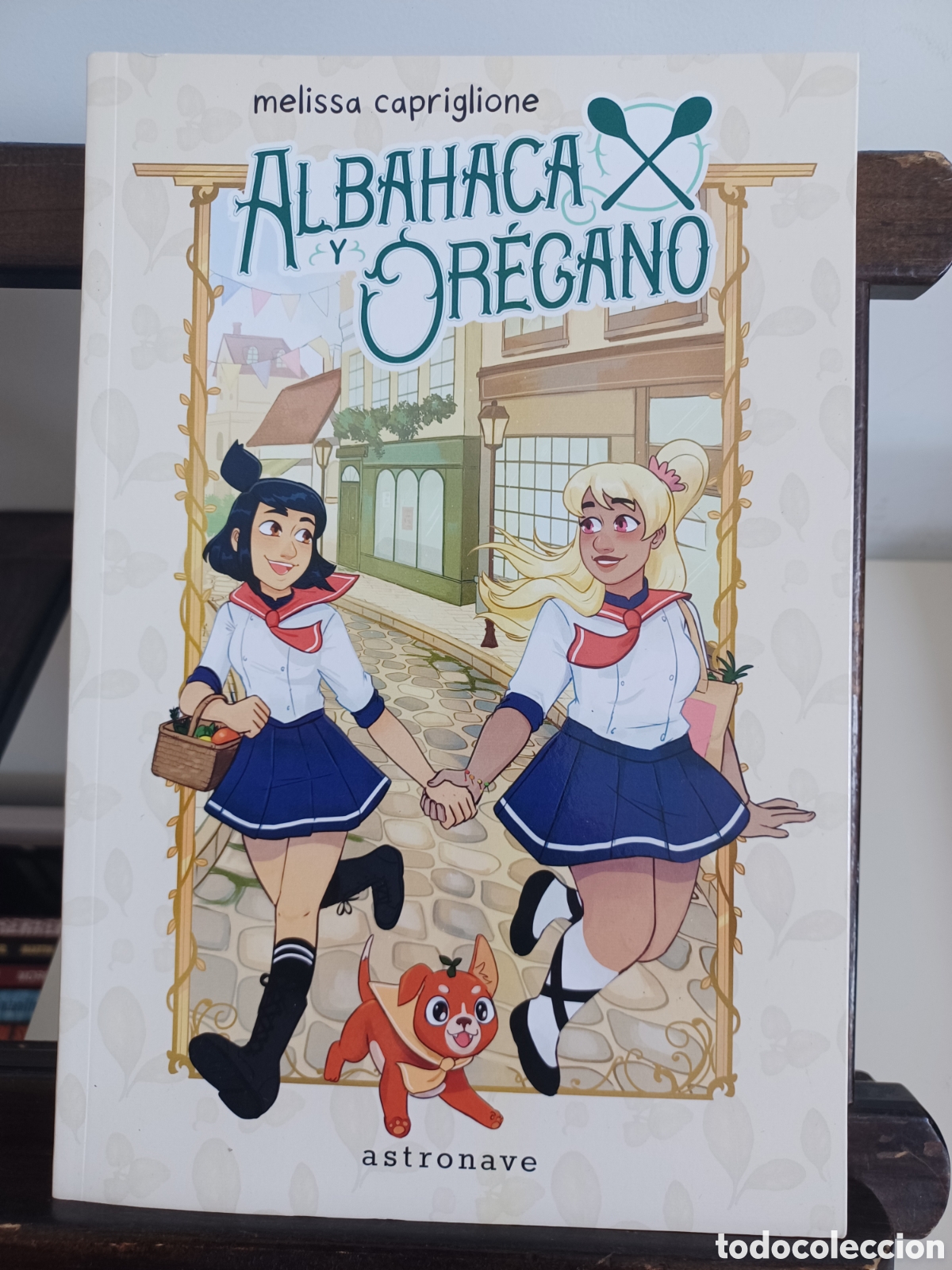 C&oacute;mics: Albahaca y or&eacute;gano/ Astronave/ NUEVO A ESTRENAR