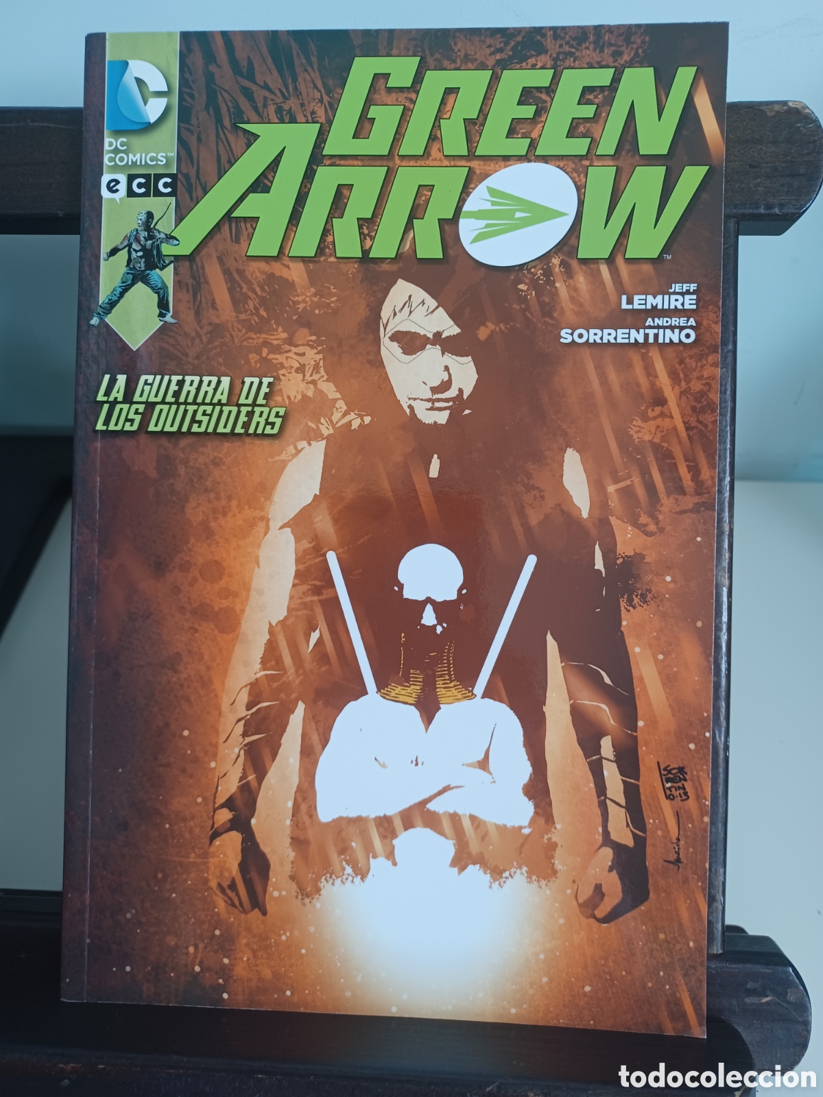 C&oacute;mics: Green Arrow. La guerra de los outsiders/ DC ECC/ NUEVO A ESTRENAR - Foto 1