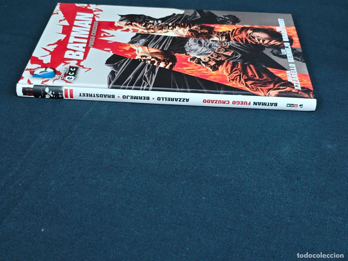 C&oacute;mics: BATMAN FUEGO CRUZADO - ECC - Foto 3