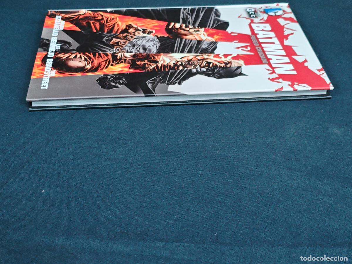 C&oacute;mics: BATMAN FUEGO CRUZADO - ECC - Foto 4