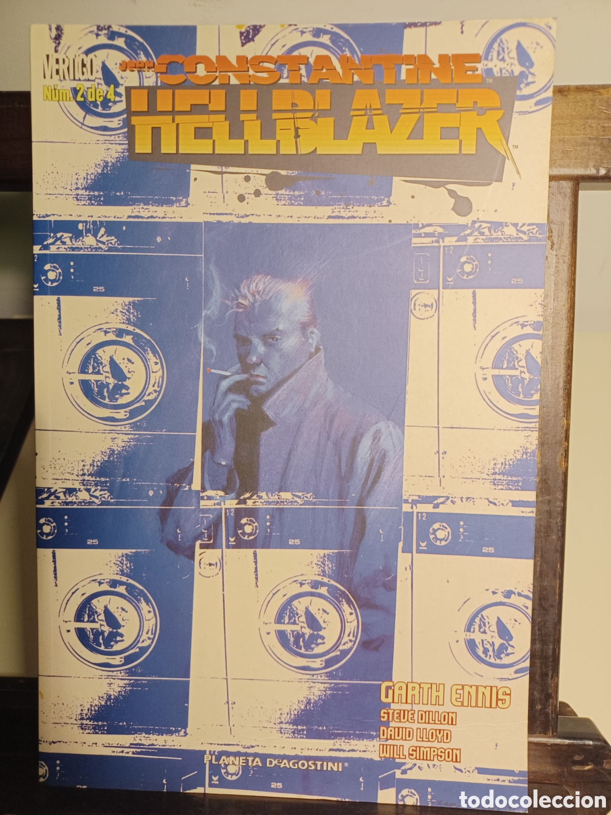 C&oacute;mics: John Constantine. Hellblazer de Steve Dillon 2 de 4/ V&eacute;rtigo Planeta