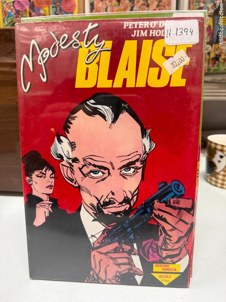 C&oacute;mics: MODESTY BLEASE TOMO 1