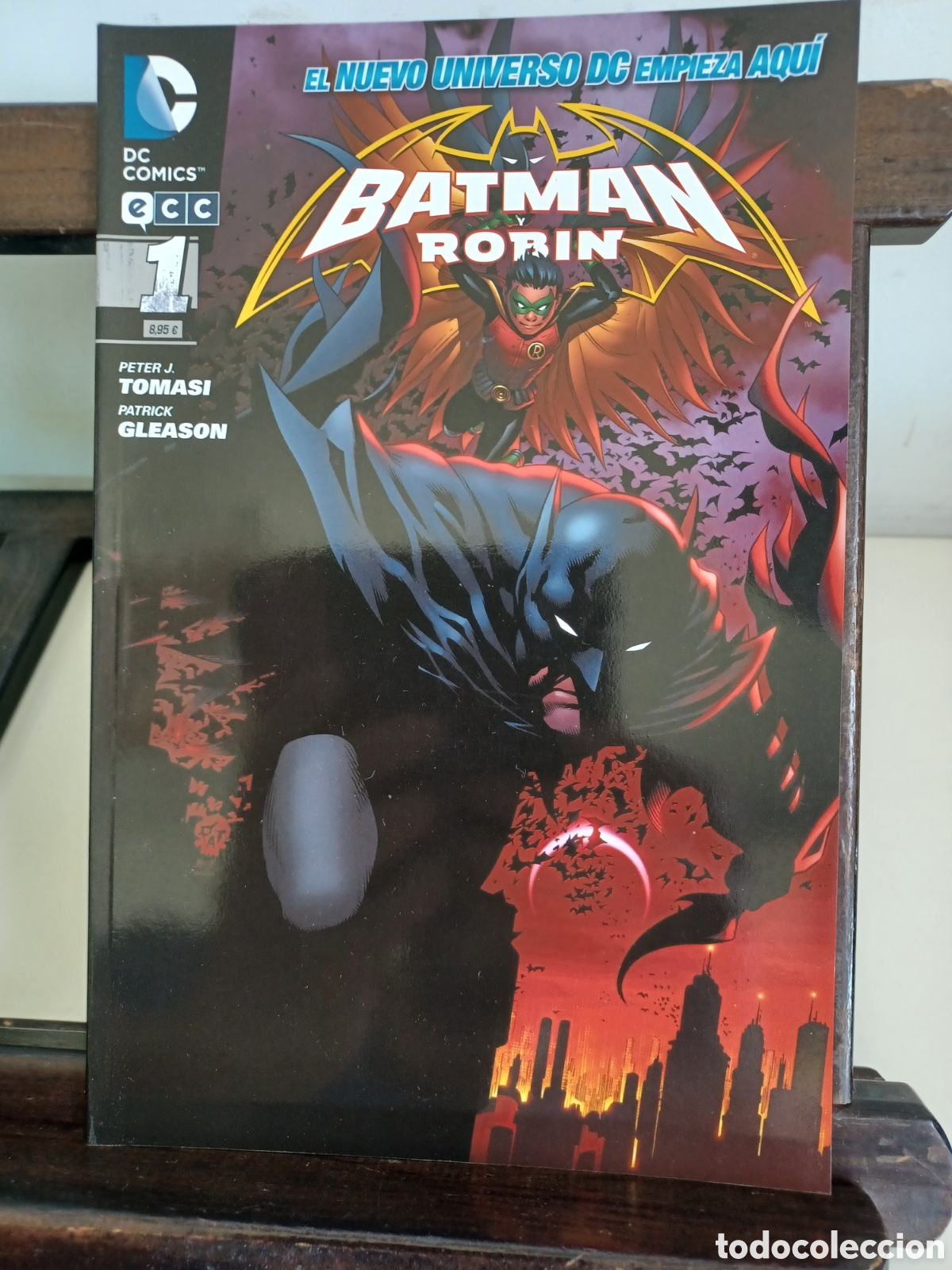 C&oacute;mics: Batman y Robin 1. Nuevo Universo DC/ DC ECC/ NUEVO A ESTRENAR
