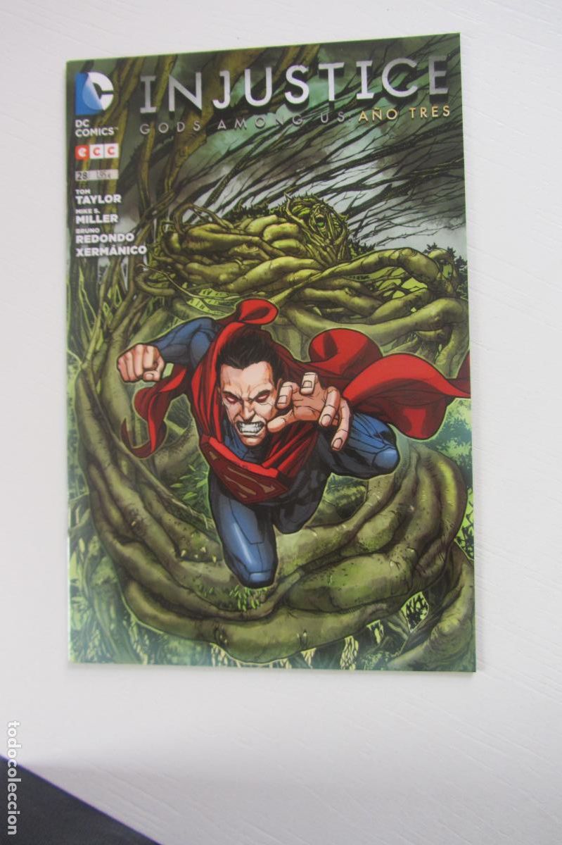 C&oacute;mics: INJUSTICE N&ordm; 28 GODS AMONG US : A&Ntilde;O TRES DC ECC ( 2013/2019 ) DC - ECC ARX46