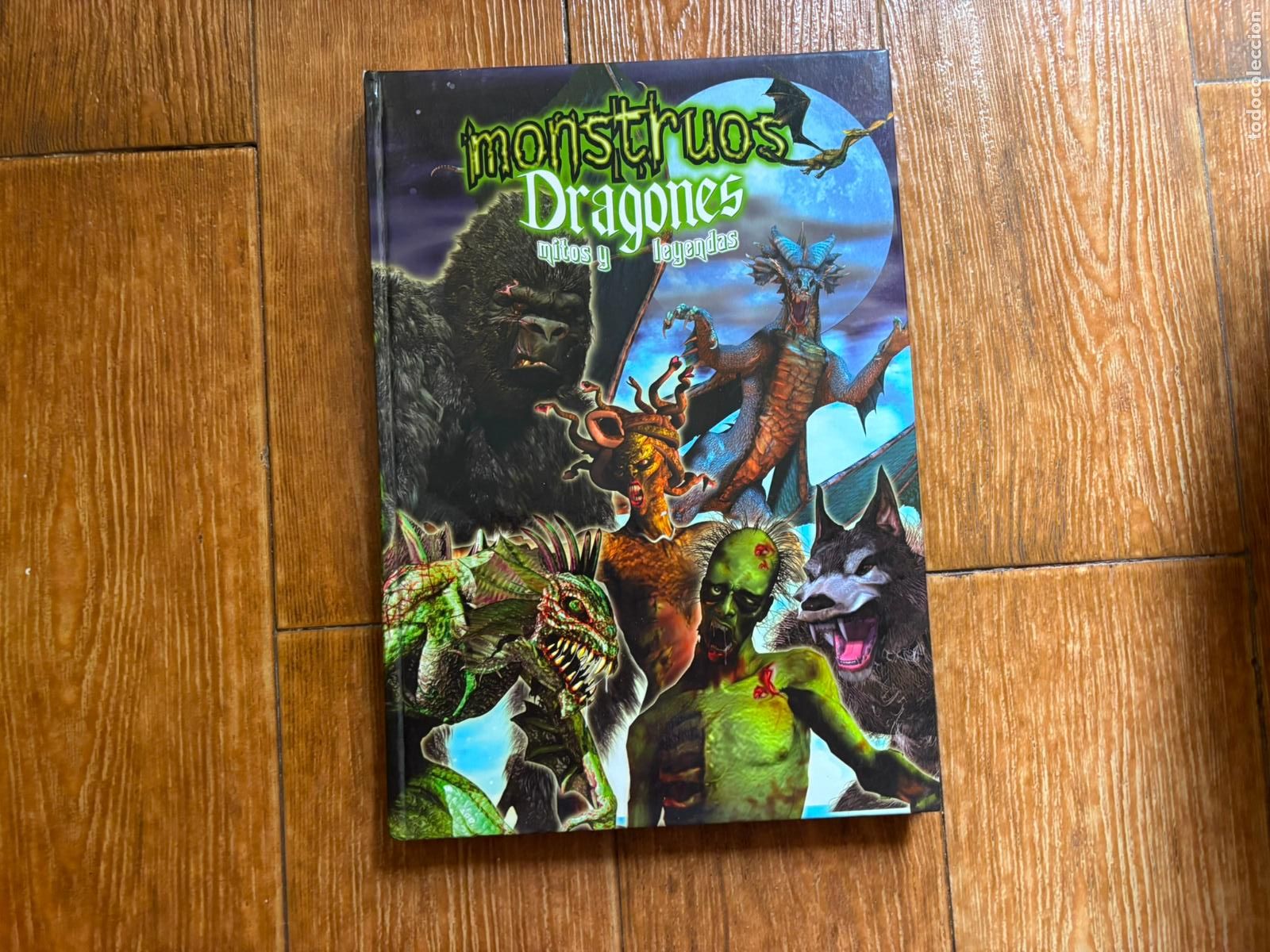 C&oacute;mics: MONSTRUOS, DRAGONES, MITOS Y LEYENDAS TAPA DURA - Foto 1