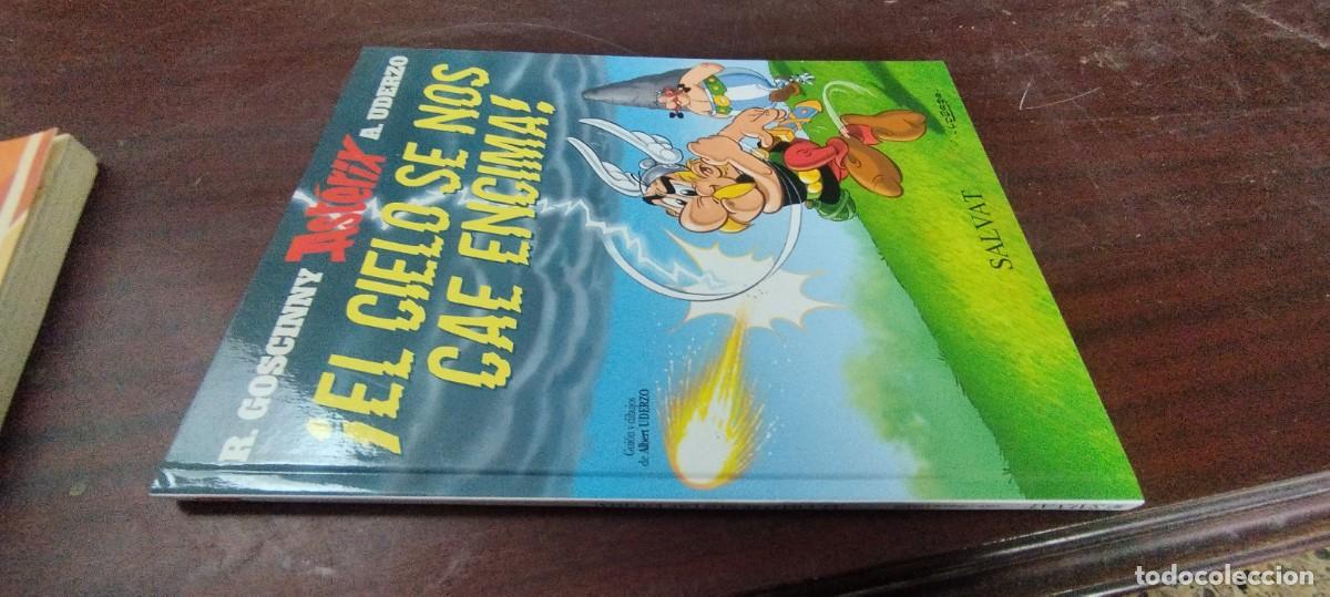 C&oacute;mics: EL CIELO SE NOS CAE ENCIMA / Asterix y Obelix - Uderzo&nbsp; / PU-GA-NVR-4 / SALVAT