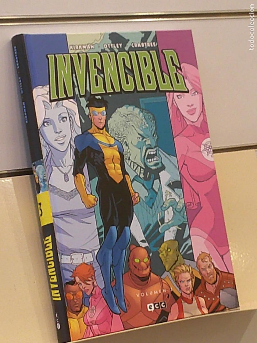C&oacute;mics: INVENCIBLE VOLUMEN 3 DE 12 ROBERT KIRKMAN TOMO TAPA DURA - ECC OFERTA