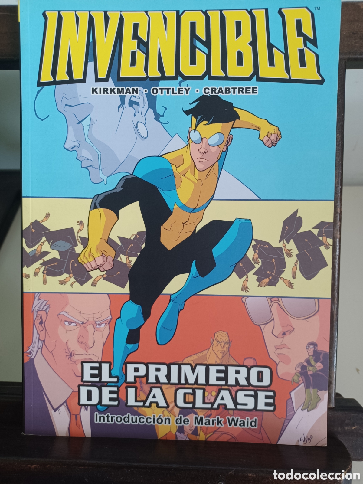 C&oacute;mics: Invencible 6 El primero de la clase/ Kirkman/ Aleta Image - Foto 1