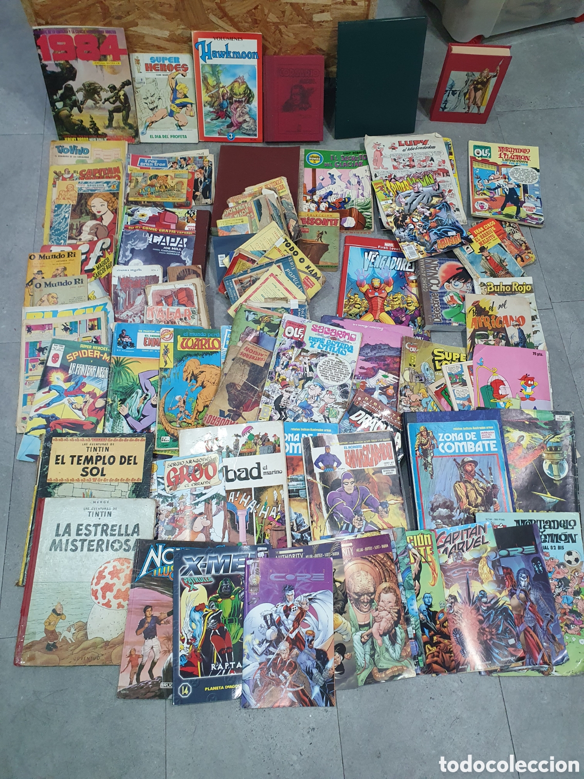 Comics : SALIDA 0.01&euro;. Enorme lote de c&oacute;mics y tebeos variados.
