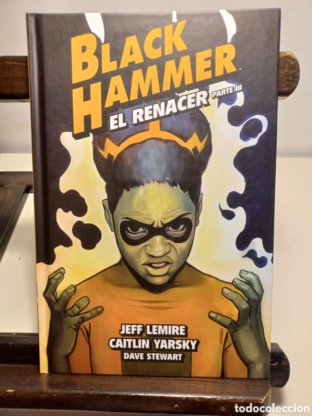 C&oacute;mics: Black Hammer 7. El renacer parte 3/ Jeff Lemire/ Astiberri/ NUEVO A ESTRENAR