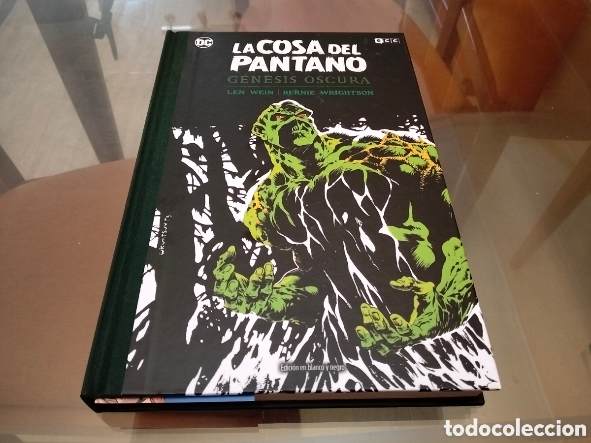 C&oacute;mics: Bernie Wrightson La Cosa que del Pantano Genesis Oscura Deluxe ECC