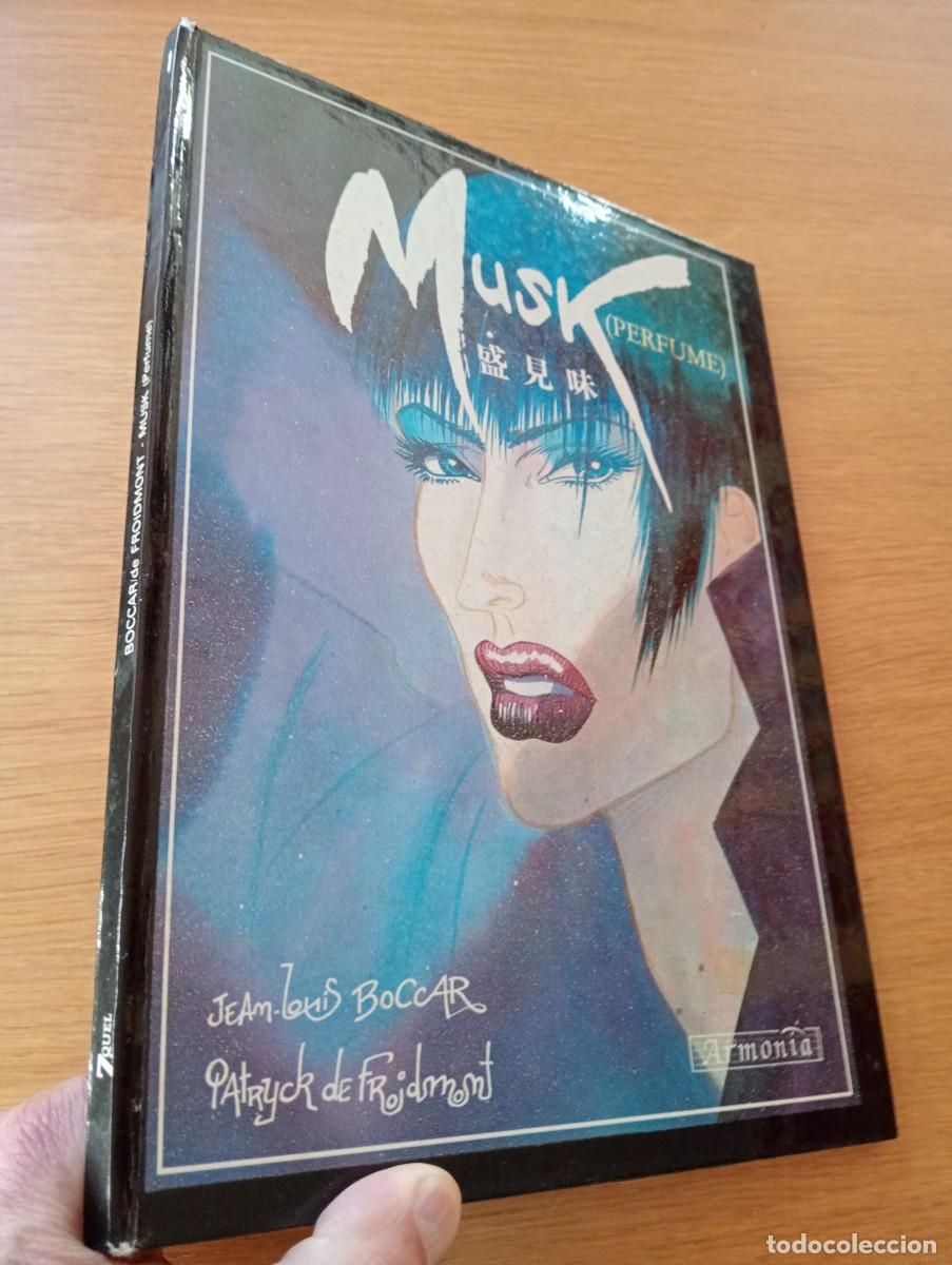 C&oacute;mics: TOMO &Uacute;NICO. MUSK (PERFUME). CARTON&Eacute;. ARMON&Iacute;A. 1988.