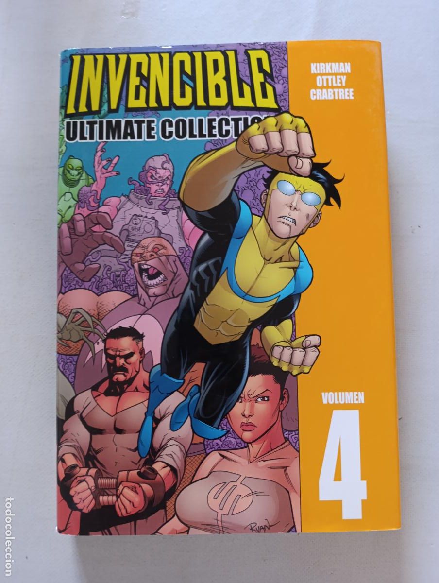 C&oacute;mics: INVENCIBLE - VOLUMEN 4 - ULTIMATE COLLECTION - KIRKMAN - ALETA - TAPA DURA (371)