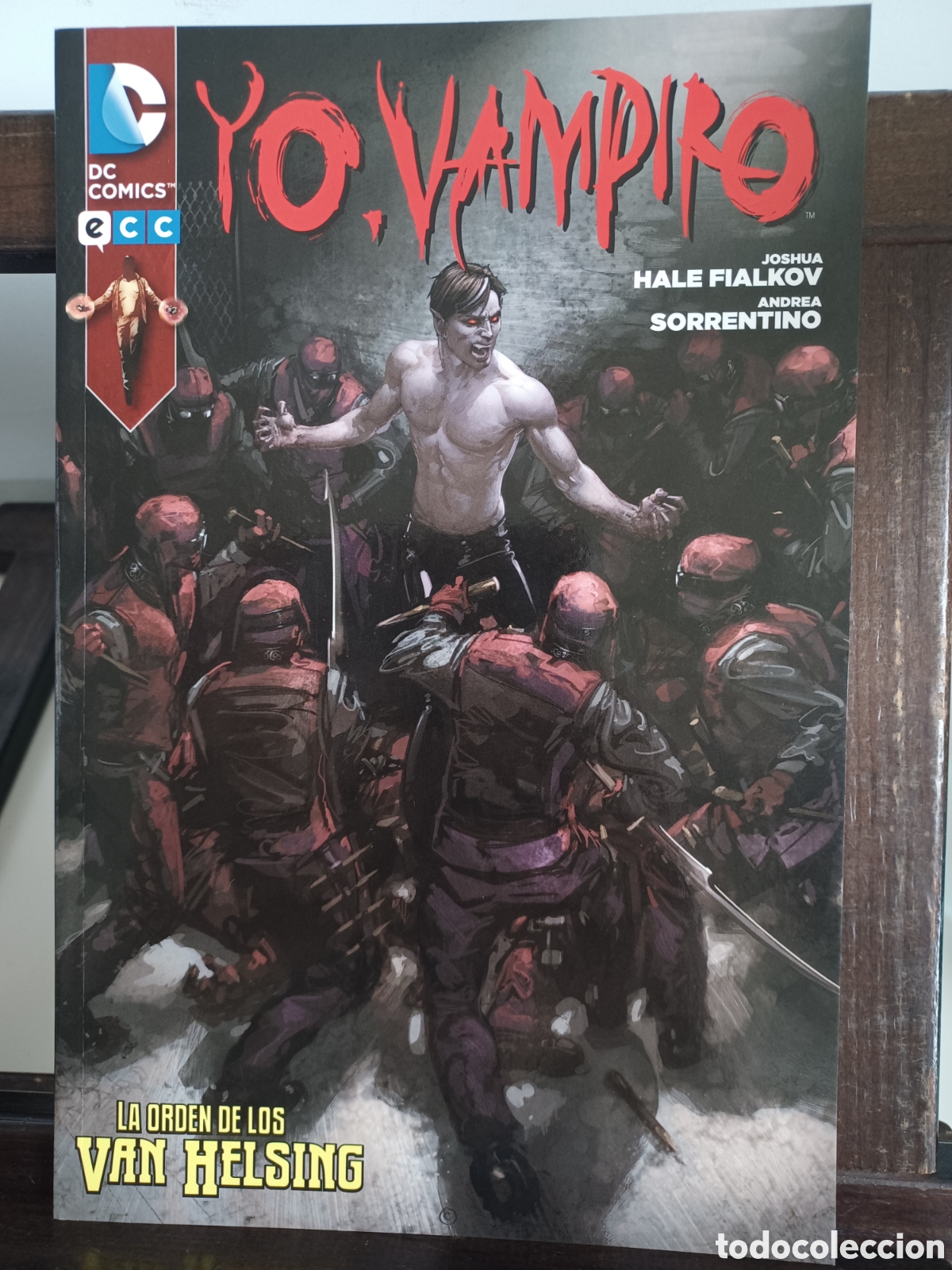 C&oacute;mics: Yo, vampiro. La orden de los Van Helsing/ DC ECC/ NUEVO A ESTRENAR - Foto 1