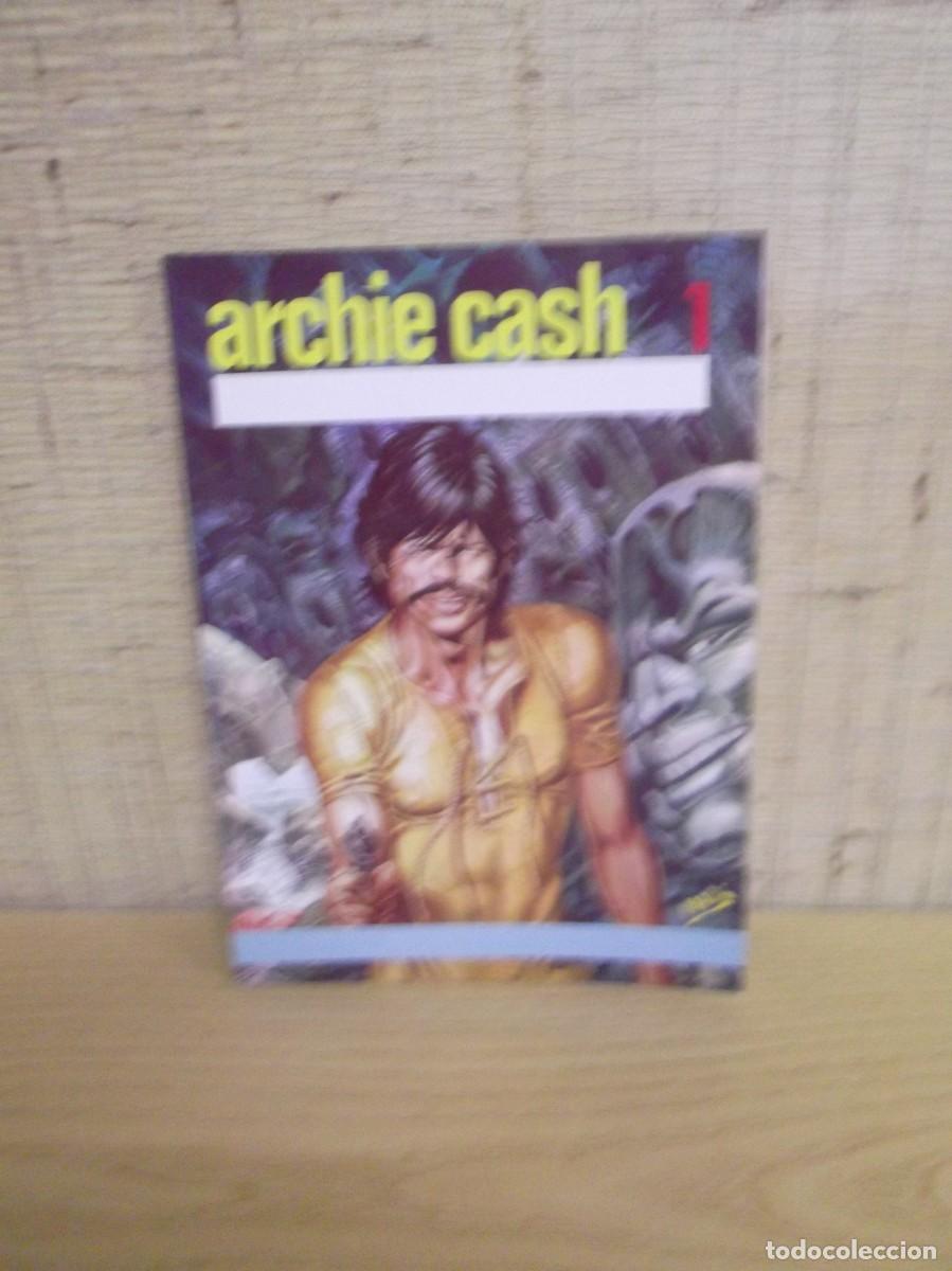 Fumetti: Archie Cash El maestro del terror.Ediciones Rasgos 1983.Falta impresiones caratulas