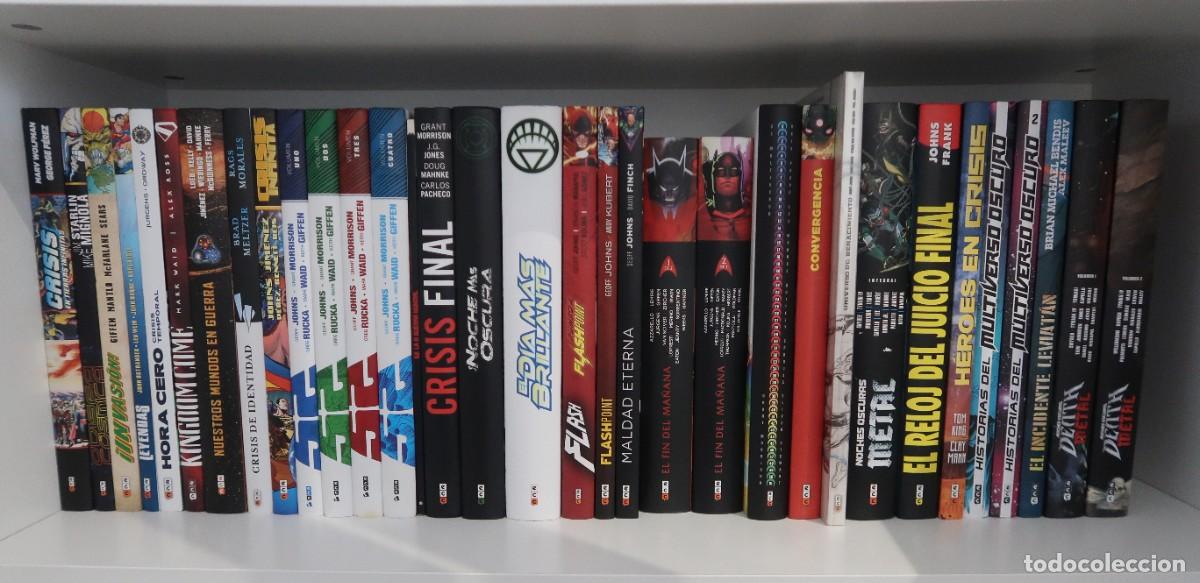 C&oacute;mics: (L09) Lote Historia del universo DC